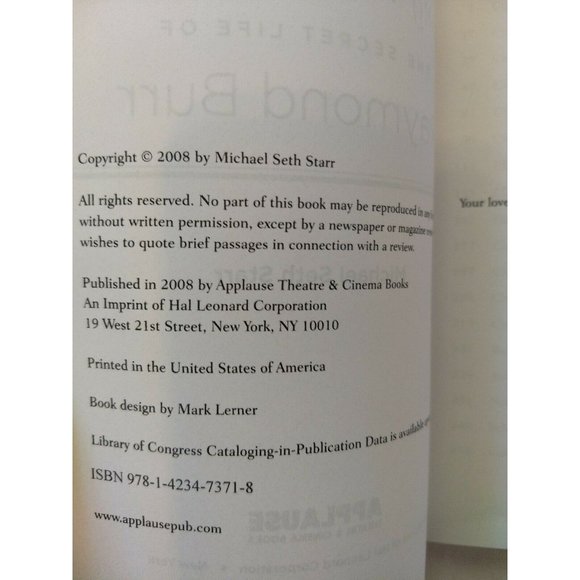 Hiding in Plain Sight: The Secret Life of Raymond Burr (Paperback or Softback) - Picture 3 of 4